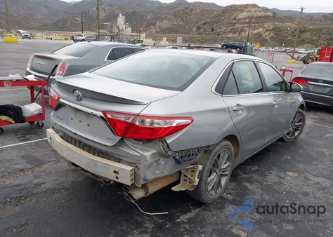 2017 Toyota Camry Se z USA, uszkodzony, nr VIN 4T1BF1FK0HU746728